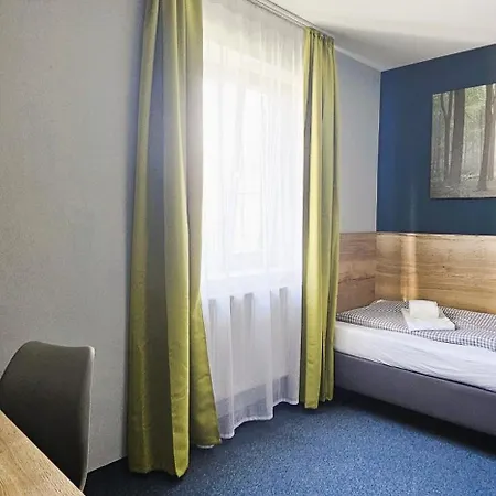 Novitel Pension Pliening - Muenchen Messe Extérieur photo