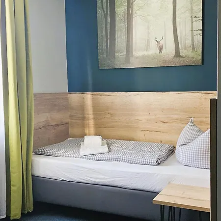 Novitel Pension Pliening - Muenchen Messe Extérieur photo