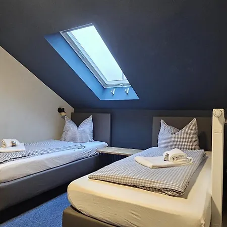 Novitel Pension Pliening - Muenchen Messe Extérieur photo