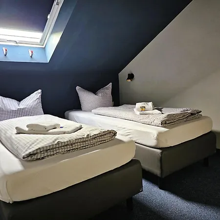 Novitel Pension Pliening - Muenchen Messe Extérieur photo