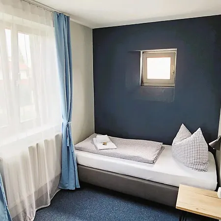 Novitel Pension Pliening - Muenchen Messe Extérieur photo