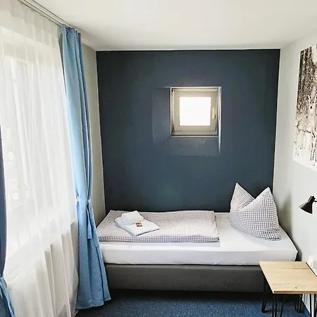 Novitel Pension Pliening - Muenchen Messe Extérieur photo