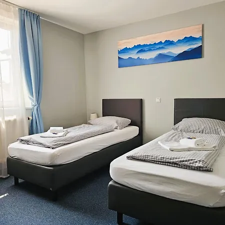 Novitel Pension Pliening - Muenchen Messe Extérieur photo