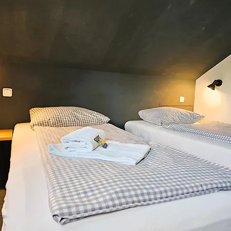 Novitel Pension Pliening - Muenchen Messe Extérieur photo